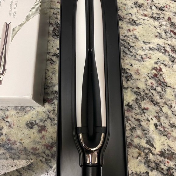 GHD Platinum plus - Picture 2 of 4